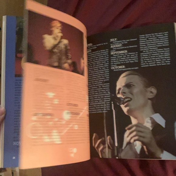 David Bowie by Steve Gett Awesome Picture Book - Picture 2 of 4